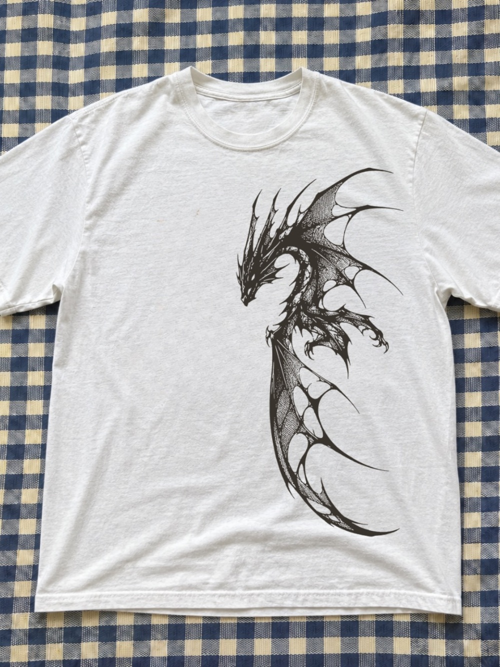 Retro Men’s White Dragon Graphic Tee Gift for Men’s